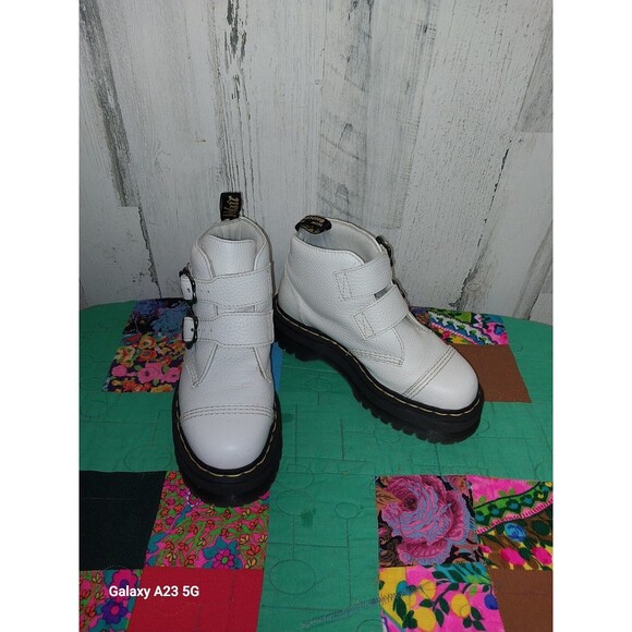 Dr Martens DEVON FLOWER BUCKLE WHITE LEATHER PLATFORM BOOTS NEW Size 7 US - Picture 4 of 7
